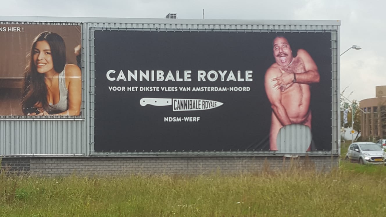 Pornoster is zijn zaakje kwijt
