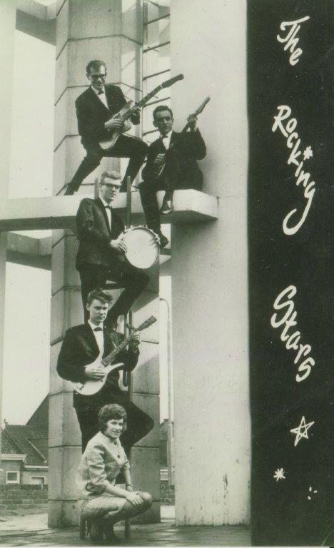 The Rocking Stars in de klokkentoren van het NS station. Van boven naar beneden Aad Mos, Theo Vleugel, Koen Krijgsman, Coen Looy en Coby Looy. (Foto: aangeleverd)