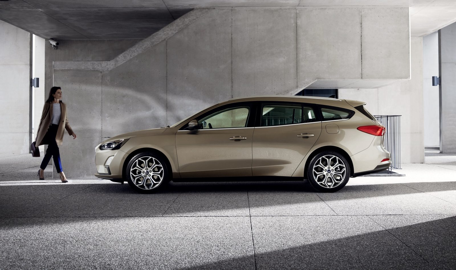 De nieuwe Ford Focus Wagon staat nu in de showroom bij Dekkerautogroep. (Foto: aangeleverd).