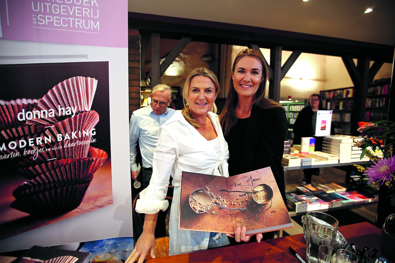 Madri Gerber is dol enthousiast dat ze eindelijk Donna Hay ontmoet. (Foto: Rowin van Diest)