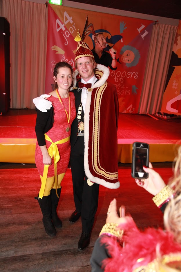 Het bestuur van De Haringhoppers heeft het volste vertrouwen dat de nieuwe prins en prinses volwaardige opvolgers zijn van Prins Tom (Thomas de Boer) en zijn Marieke. (Foto: aangeleverd)