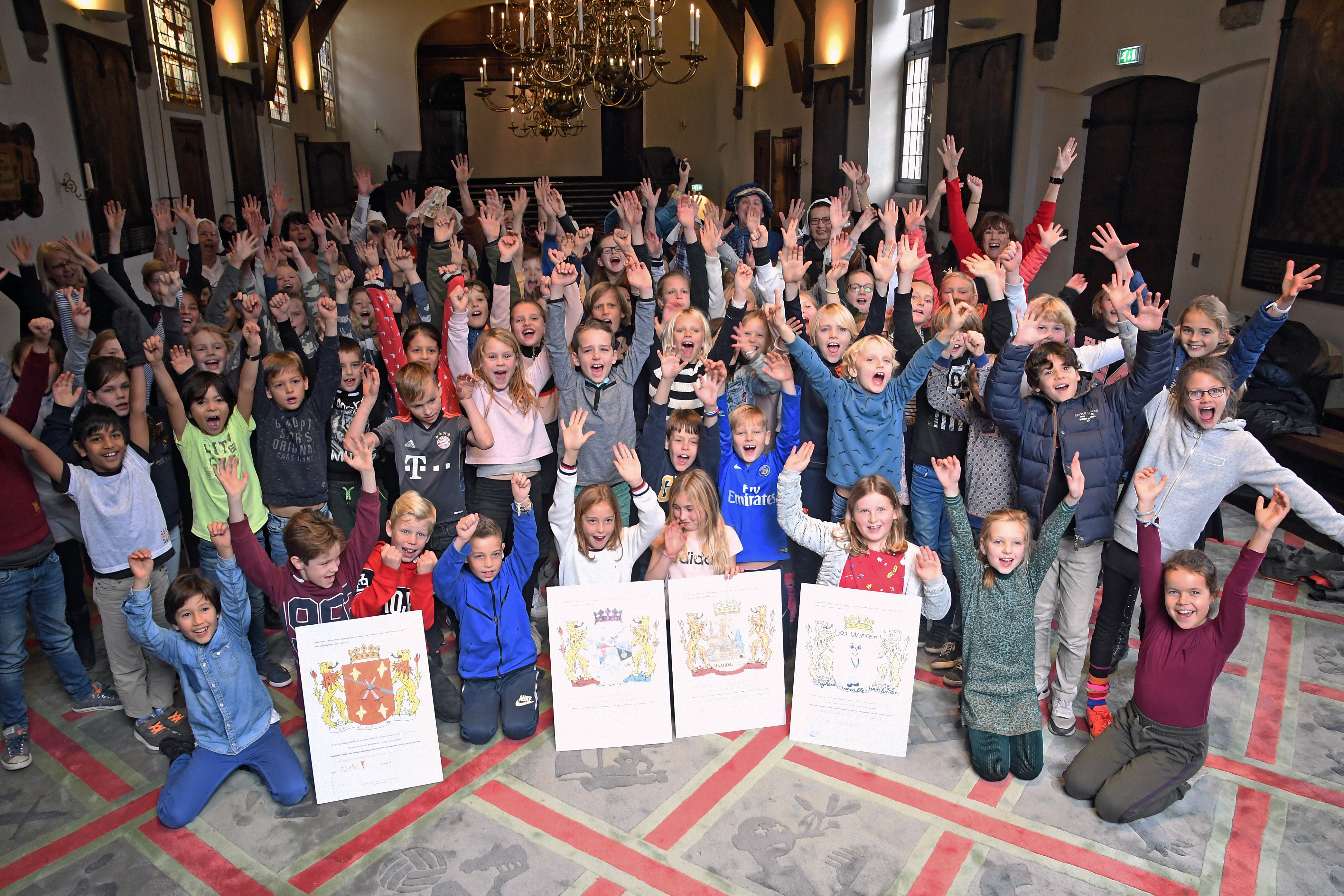 Mooie tekeningen en blije gezichten op het feestje van Haarlem (Foto: Onno Hulshof)