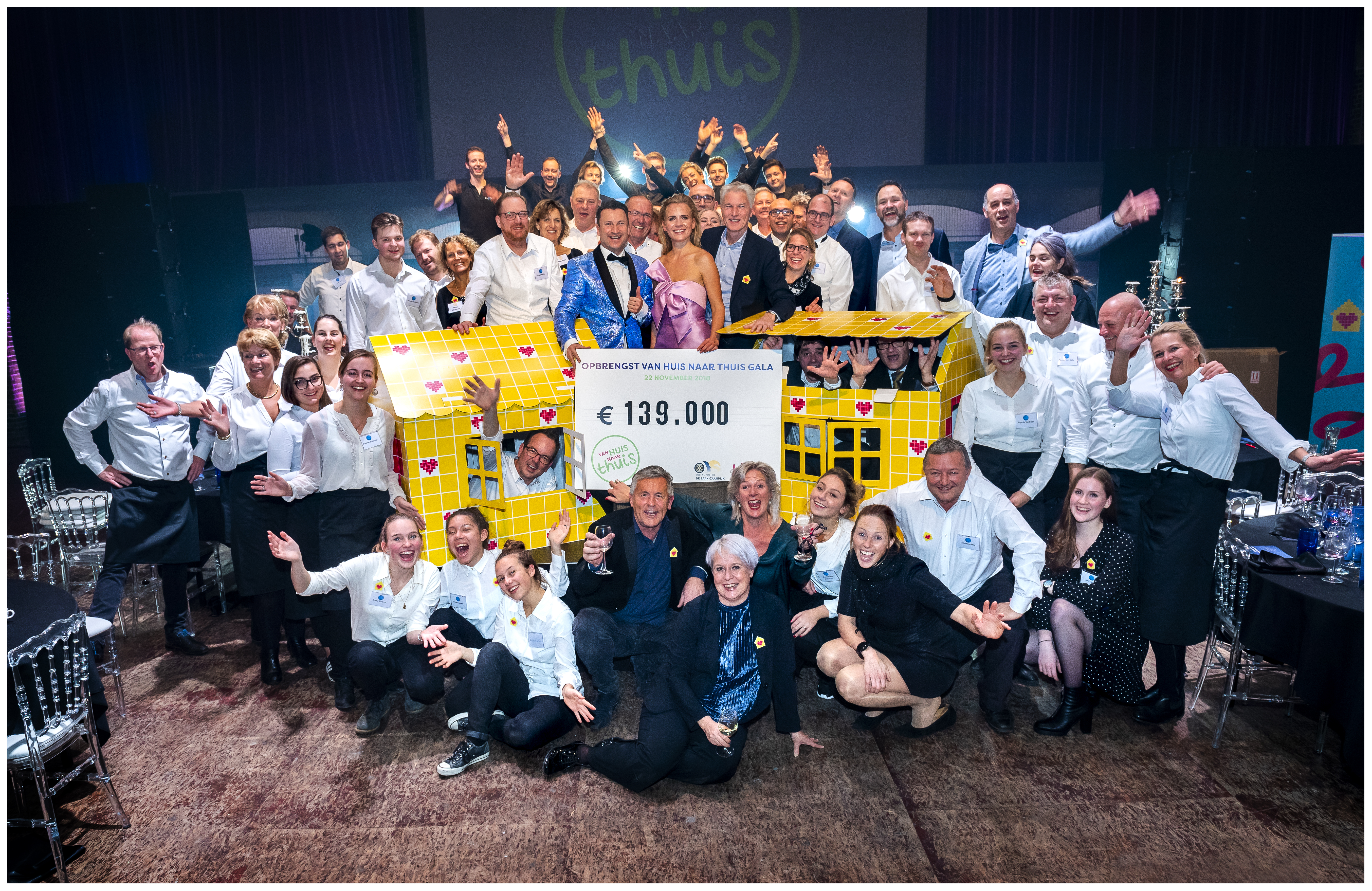 Alleen maar blije gezichten bij het gala van Rotaryclub De Zaan Zaandijk. (Foto: Bart Homburg)