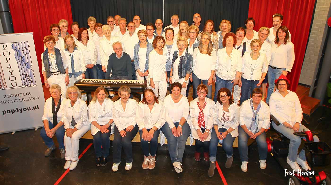 Pop4You is al weken bezig met de voorbereiding van een concert in de kerstsfeer. (Foto: Fred Homan)