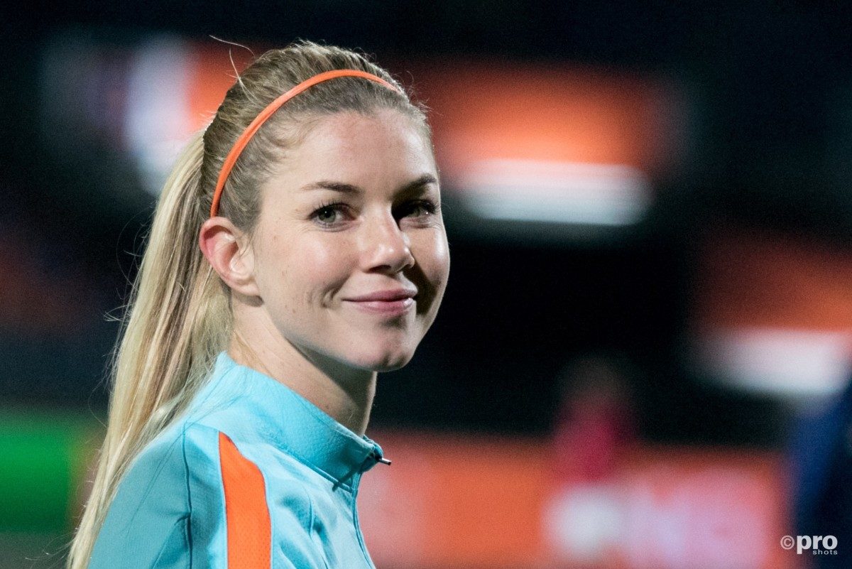 Anouk Hoogendijk is één van de Ex-Oranje Leeuwinnen die zaterdag 5 januari zal spelen tijdens de traditionele Nieuwjaarswedstrijd van Koninklijke HFC ( Foto: Meemetoranje)