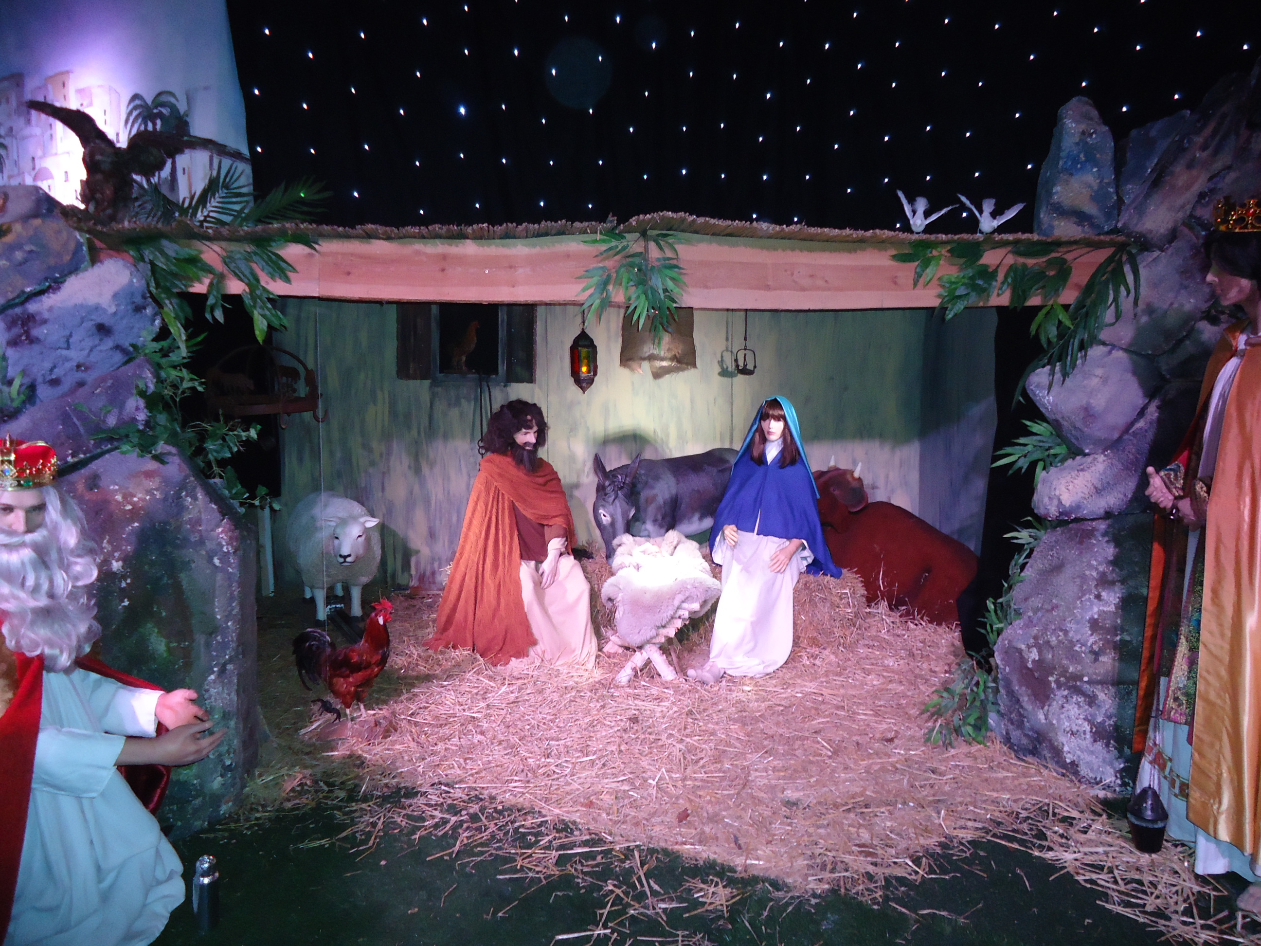 De kerststal van de Agathakerk. (foto: Co Backer)
