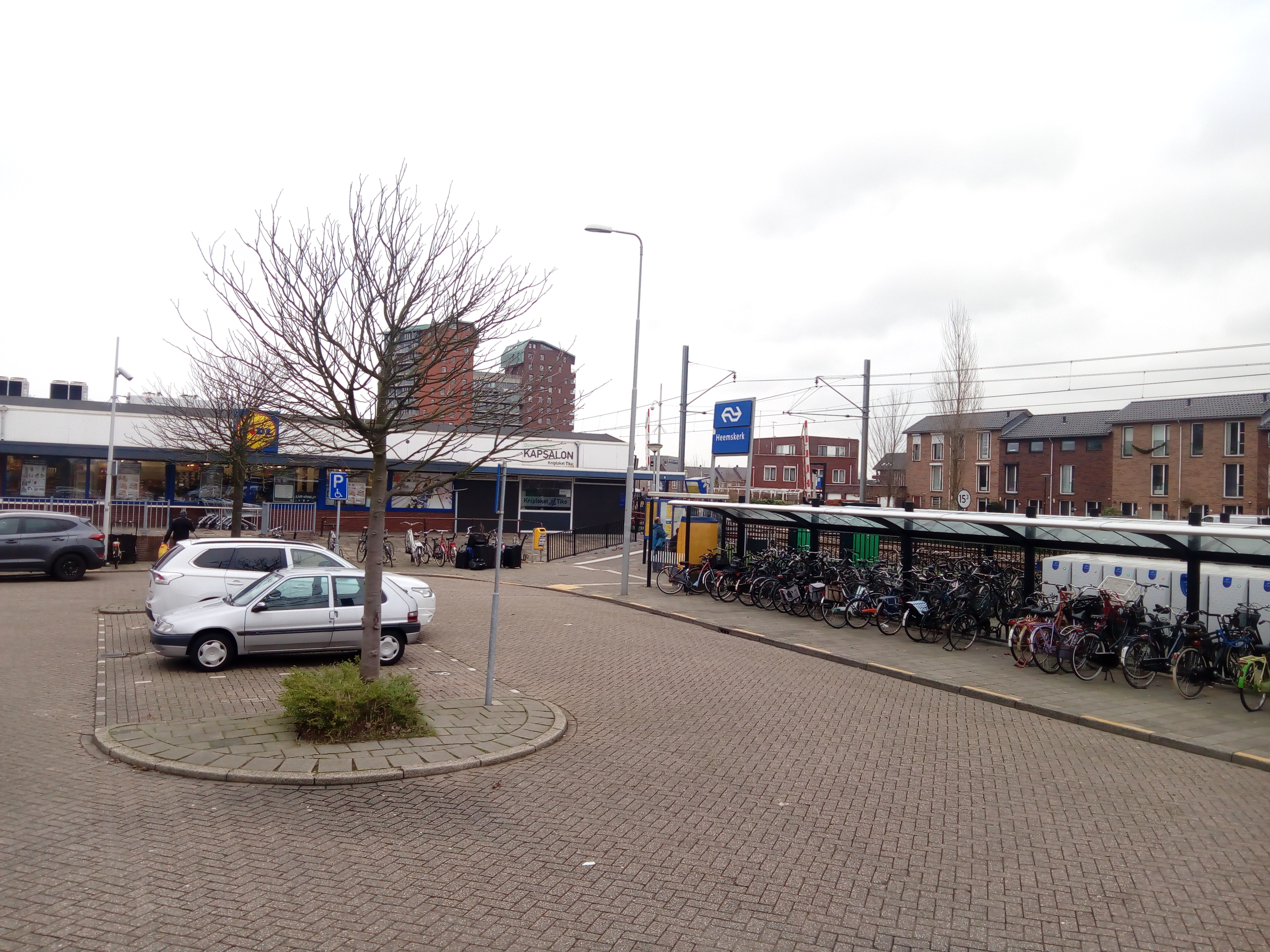 Het NS-station in Heemskerk. (Foto: Bos Media Services)