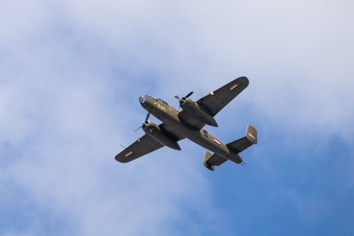  B-25 Mitchell Bommenwerper haarlem bevrijdingsdag 5 mei