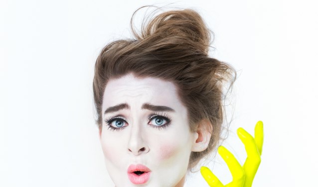  Deze muzikale cabaretvoorstelling van Kirsten van Teijn brengt de jeuk naar het theater, maar ook de zalf