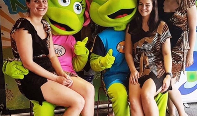 Ook de mascotte kikkers Fred en Faytje waren aanwezig