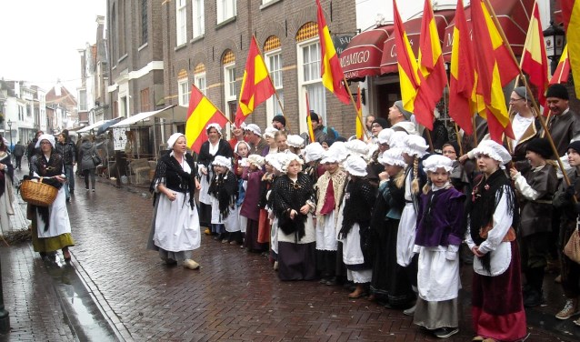 Altijd een mooie gezicht op 1 april: De Geuzenkinderen en de Vaandeldragers