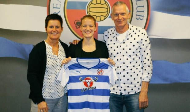 Mandy is prof in Engeland, bij de club Reading FC. (Foto: Twitter)