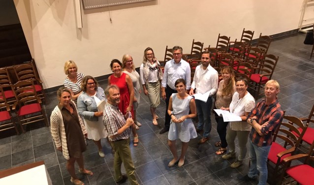 Samen met het Orion Barok Orkest en zangsolisten wordt een programma gemaakt met louter Bach-werken.