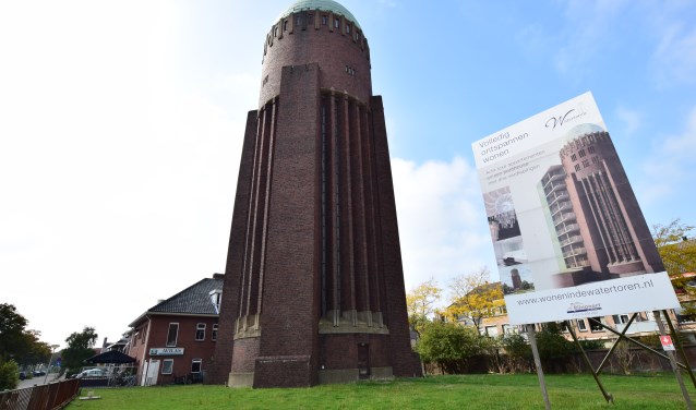 De Naaldwijkse watertoren. (Foto: Fred v/d Ende)