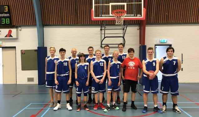 Ze wonnen de wedstrijd uiteindelijk met een monsterzege van 108-38!