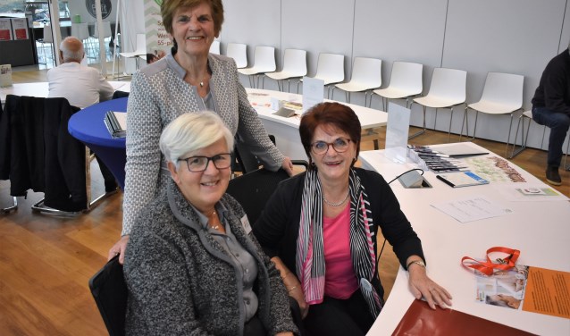 Hélène van Winden, Diane Rang en Anny Berendse willen verborgen en zwaar belaste mantelzorgers in een vroeg stadium de weg wijzen naar passende hulp. Foto: (WB)