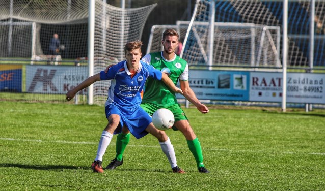 Zuidland kwam zaterdag op Groot Nibbeland niet tot een zege tegen DCV. Archieffoto: Peter de Jong