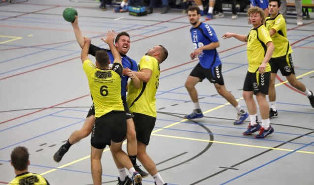 De mannen van HVOS verloren zondag op het nippertje bij Saturnus'72 in Ridderkerk. Het werd 26-25.