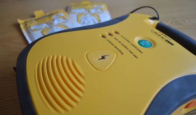 Door de PvdA wordt aandacht gevraagd voor de AED's in Nissewaard.