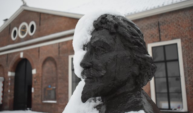 Van het slot Huis Honselersdijk resteert slechts een bijgebouw. 