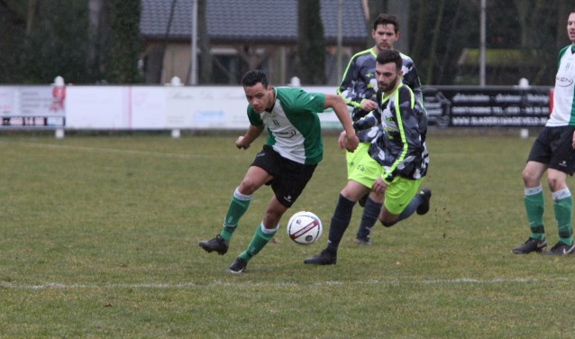Andrë Breinburg scoorde voor OVV in de uitwedstrijd bij Piershil. (Archieffoto: Wil van Balen).