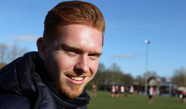 Jean Paul Kers, revalideert van zijn verwondingen in het aangezicht na een misdrijf tijdens een stapavond met zijn voetbalmaten in Eindhoven.
