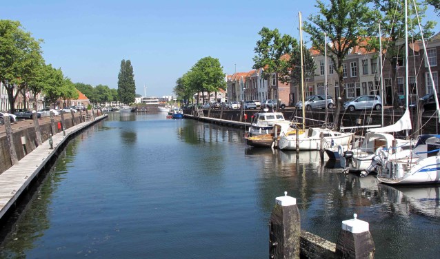 Op dit moment ligt de haven er wat verlaten bij....