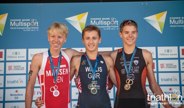 Brons voor Joey van 't Verlaat (r) in Denemarken.