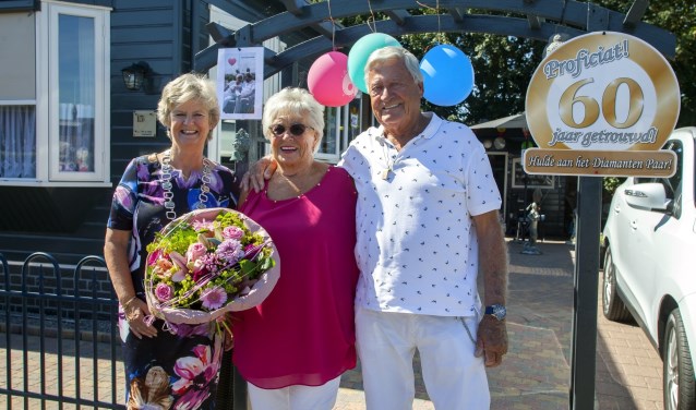 Felicitaties voor het diamanten bruidspaar