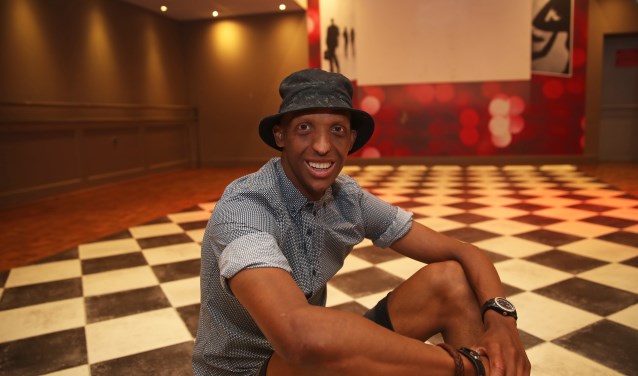 Brandon Taylor, ook als danser succesvol in het theater, scoorde fraai voor OVV tegen Rhoon. * Foto: John de Pater.