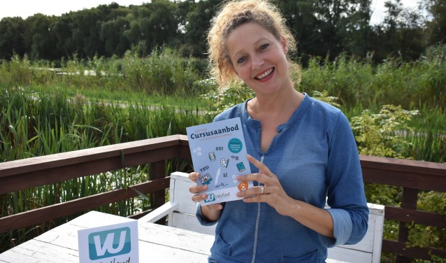 Ghislaine Faase: "VU Westland onderstreept het principe 'Leven lang leren' van Bibliotheek Westland." Foto: (WB)