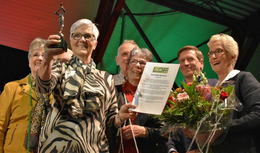 De juryprijs van de 'Loftrompet'werd in 2018 uitgereikt aan SeniorWeb Westland.