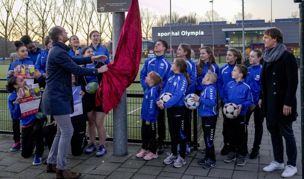 De handballers sporten voortaan gegarandeerd in een rookvrije omgeving.