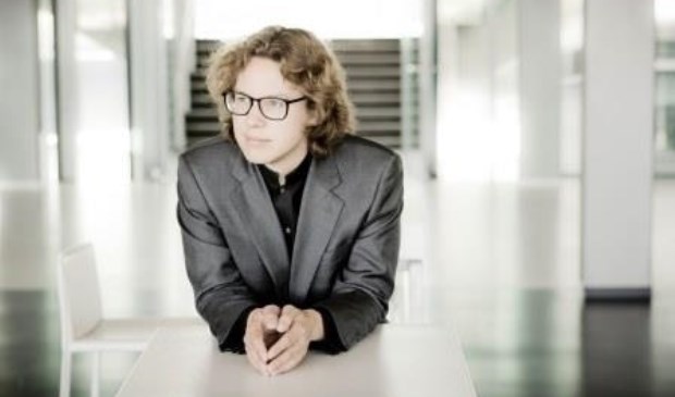 Hannes Minnaar pianist Photo: Marco Borggreve