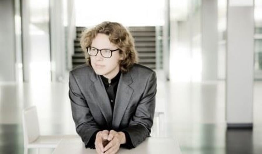 Hannes Minnaar pianist Photo: Marco Borggreve