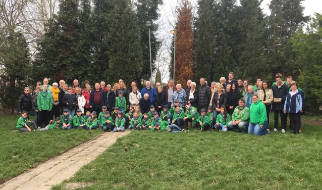 Opa's en oma's namen een kijkje bij de Hartelgroep.
