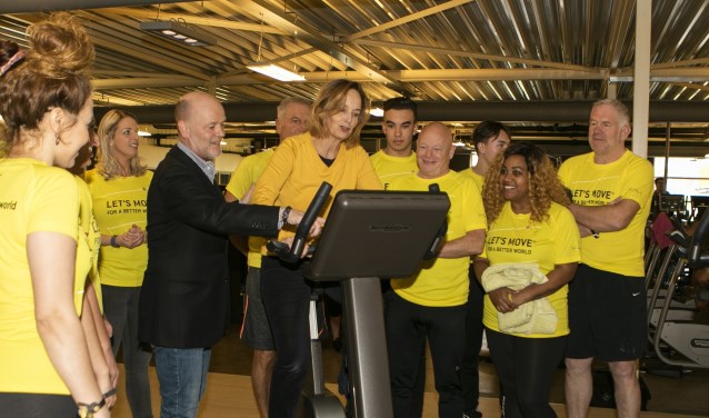 Sporten voor de campagne 'Let's Move for a Better World'