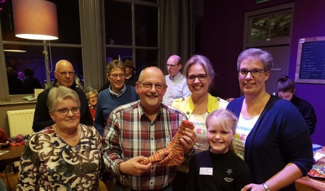 18 dappere mannen durfden de uitdaging aan en kwamen gezellig om een borrel.