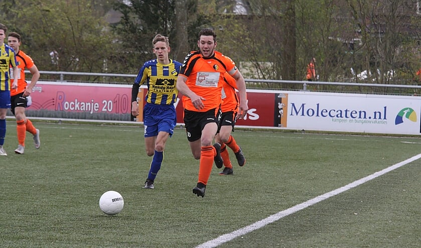 Sven Groenenboom was een van de doelpuntenmakers van Rockanje. (Foto: Wil van Balen).
