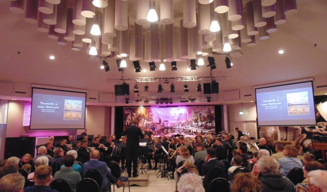 Sempre hield zaterdag 13 april haar verenigingsconcert in Het Prieel.