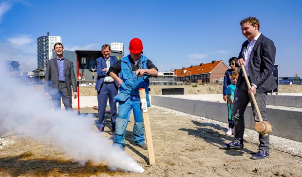 De 'gasleiding' werd kapot geslagen.