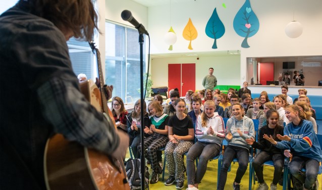 De leerlingen van het Bahûrim konden de échte Blues wel waarderen! (Foto:Jos Uijtdehaage)