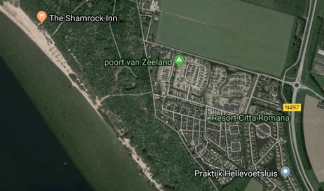 Het nieuwe park met luxe vakantiewoningen zou aan de Duinweg worden gebouwd