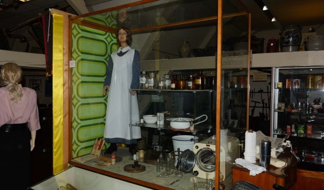 De medische vitrine in het Stadsmuseum