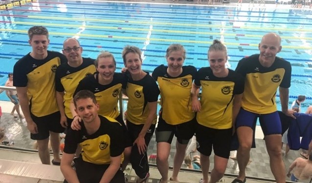 De deelnemers van de Schotejil aan het Open NK Masters lange baan behaalden mooie resultaten.