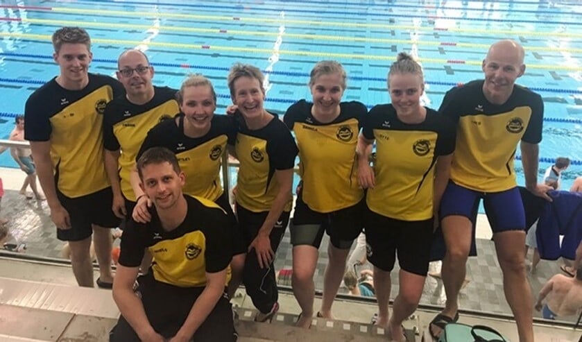 De deelnemers van de Schotejil aan het Open NK Masters lange baan behaalden mooie resultaten.
