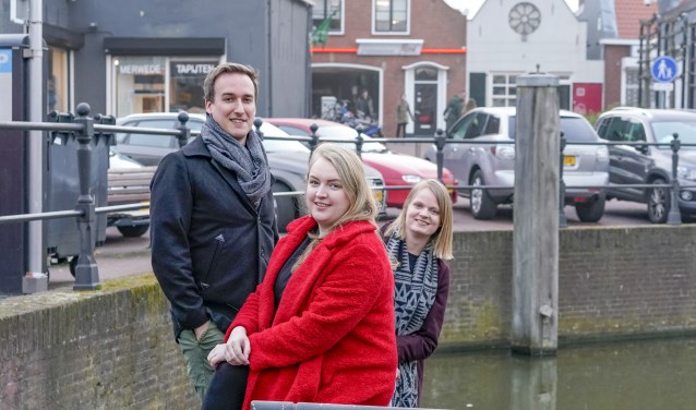 En wie is nu de grote liefde van Billy? Een van deze dames? Foto: Foto-OK.nl