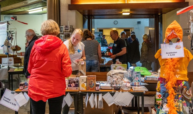 Code oranje hield de fair van de Welkomkerk afgelopen zaterdag niet tegen. (Foto: Jos Uijtdehaage).
