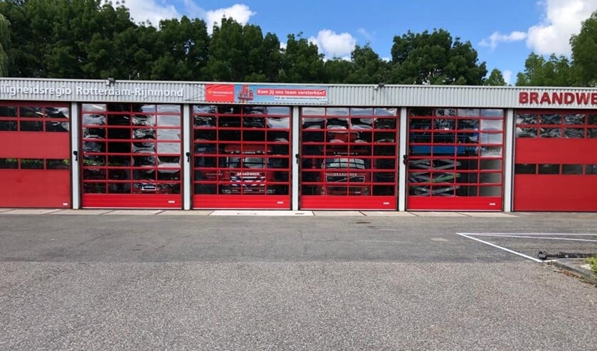 Nieuwe deuren sieren de brandweerkazerne