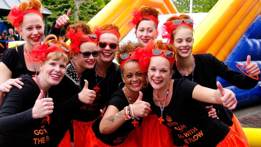 Hoedekenskerke viert Koningsdag op Sportpark de Kouter